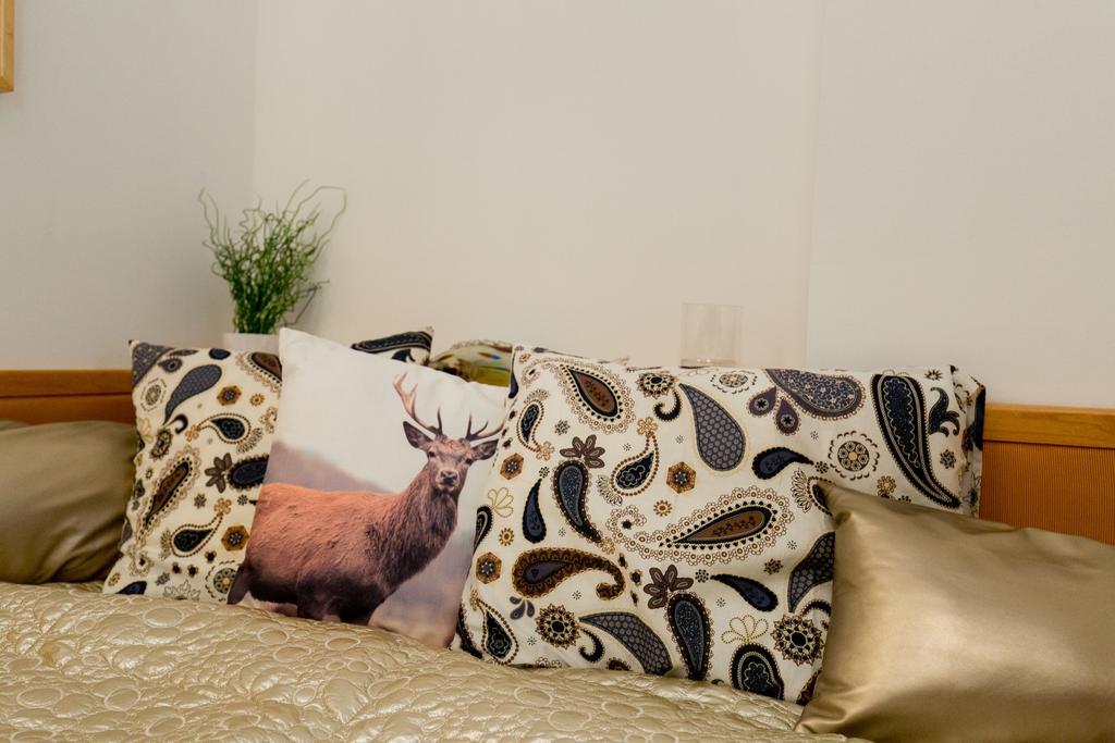 Wonder Deer Lux Apartment At The Parliament Self Check-In Budapest Exterior foto