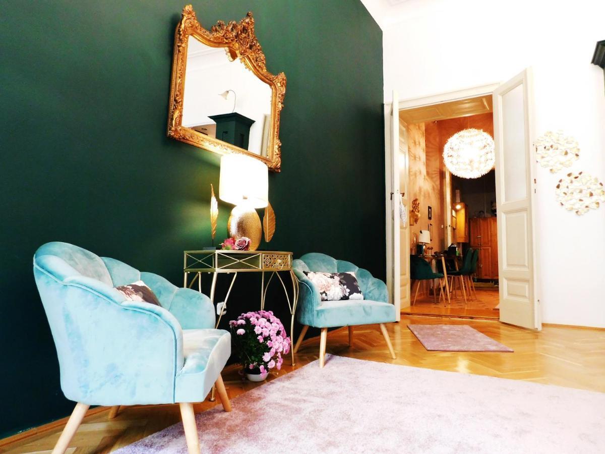 Wonder Deer Lux Apartment At The Parliament Self Check-In Budapest Exterior foto